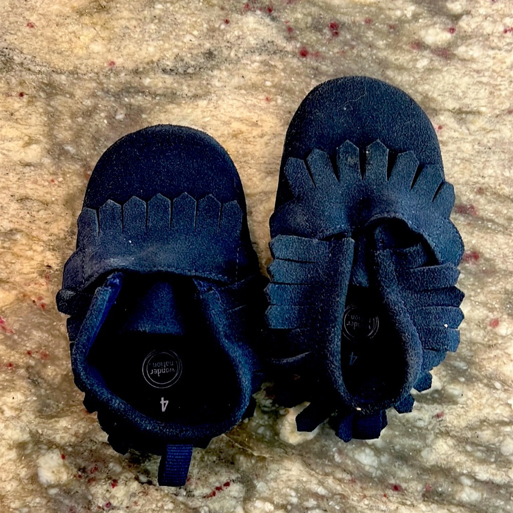 Navy blue toddler size 4 moccasins